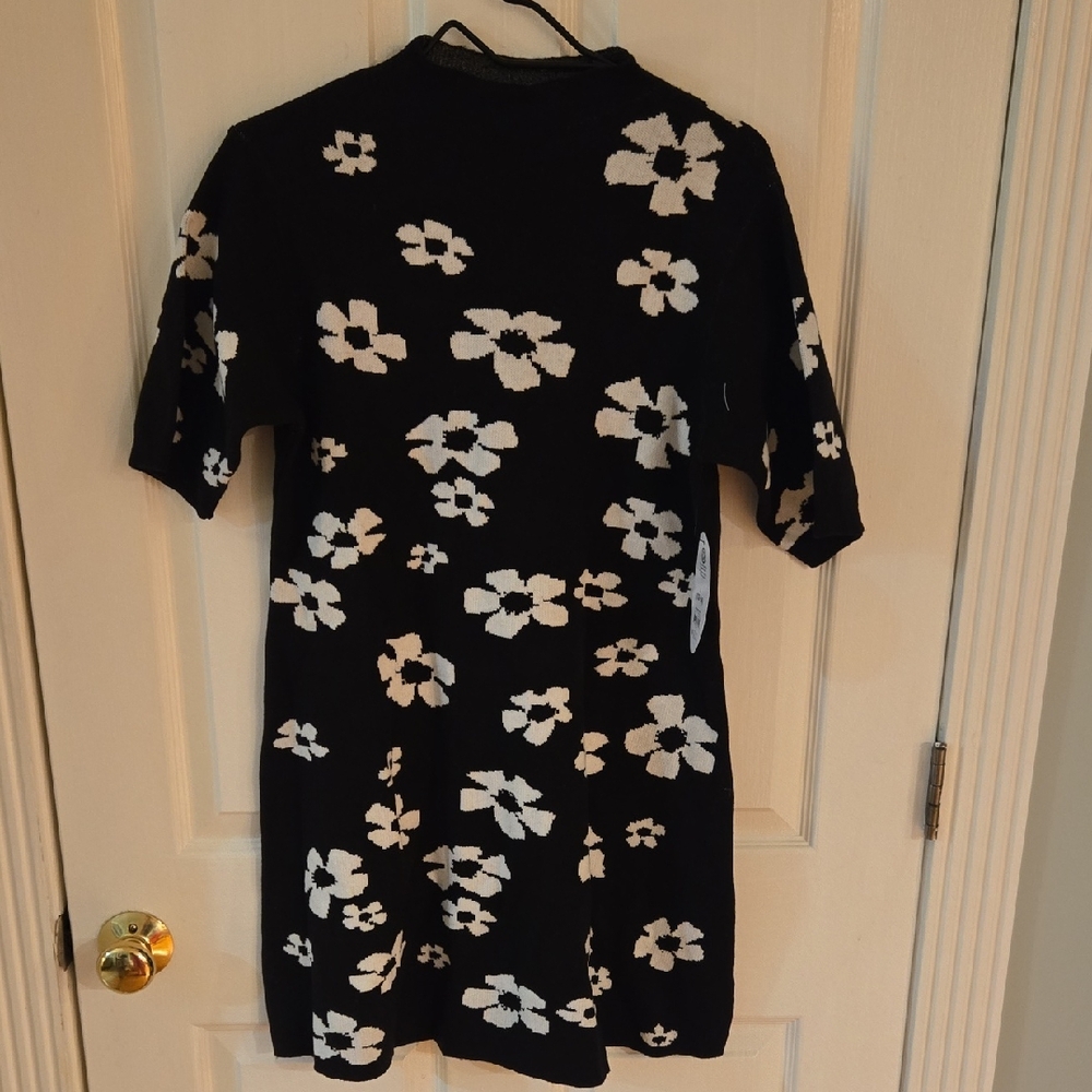 Black Floral Knit Mini Dress with White Flower Motif